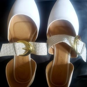 White Pointy Flats
